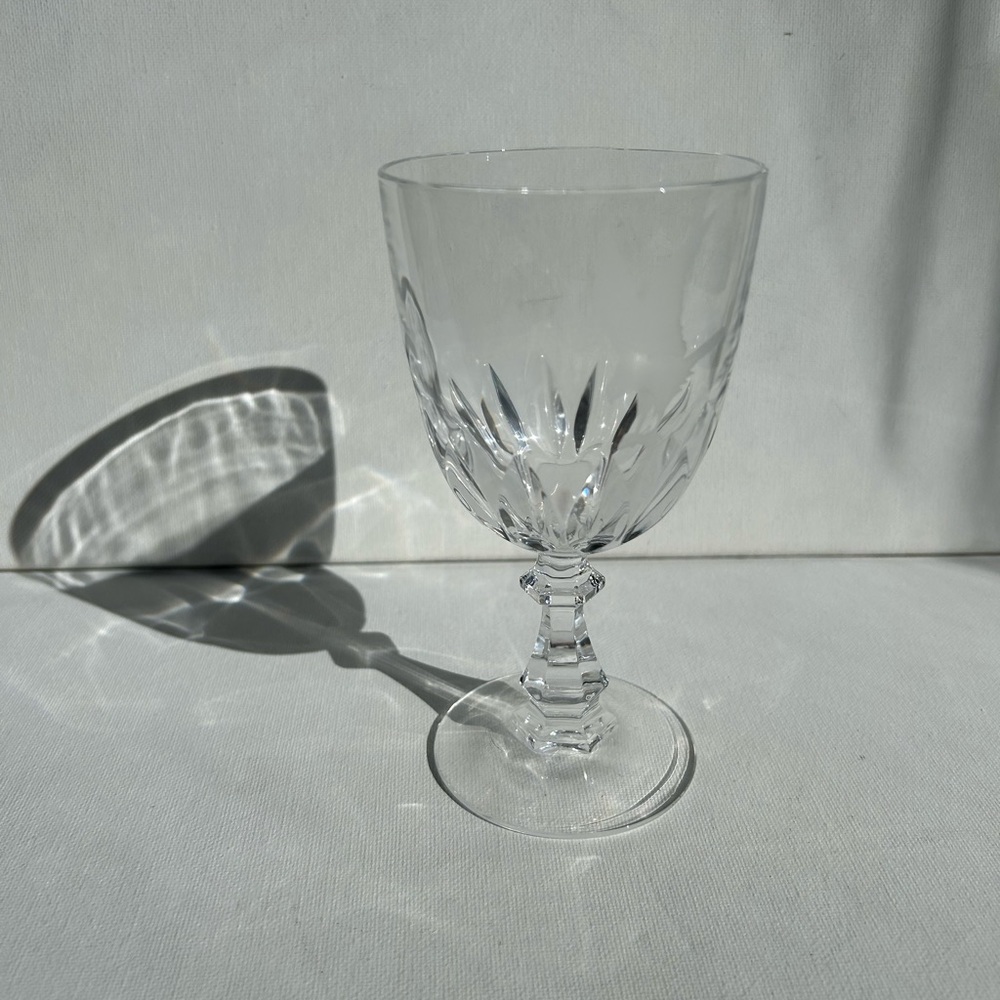 Caithness Hand Engraved Osprey Crystal Wine Glass